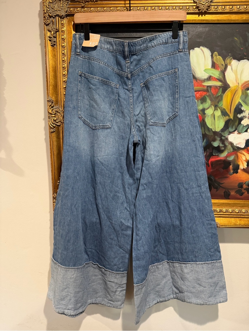 Kut from the Kloth Two-Tone Blue Wide-Leg Denim Jeans - Picture 3 of 10
